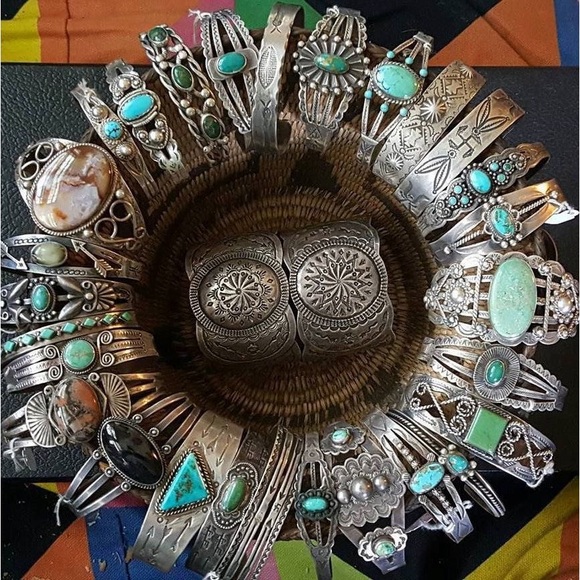 Meet your Posher, Sandy - Picture 5 of 17